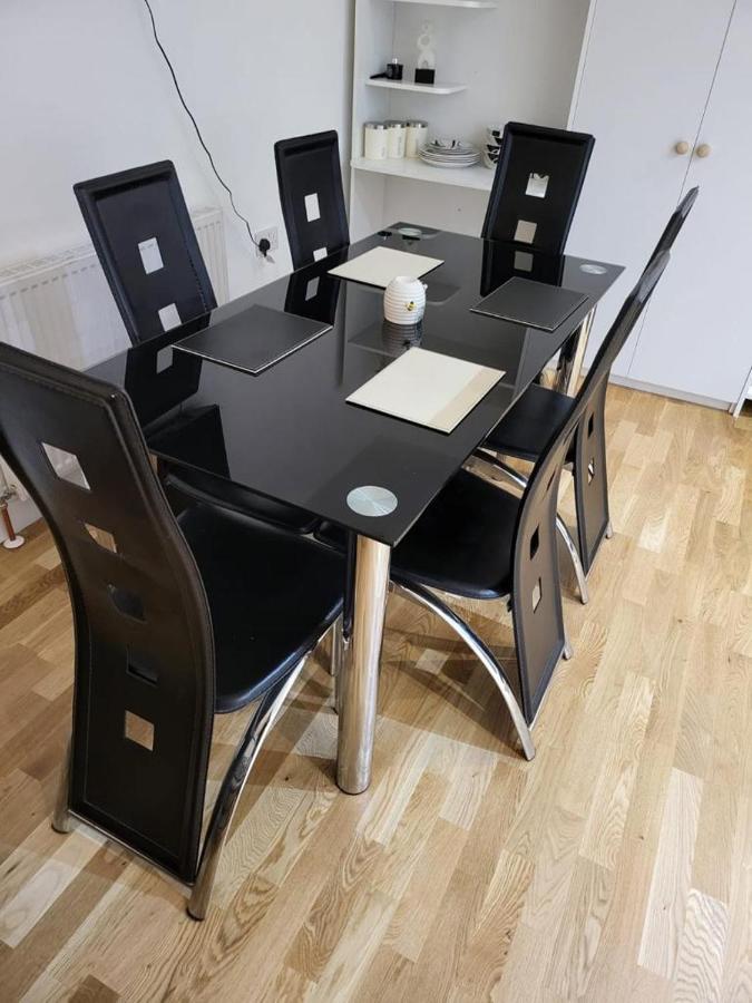 Fancy Basement Flat A Διαμέρισμα Λονδίνο Εξωτερικό φωτογραφία