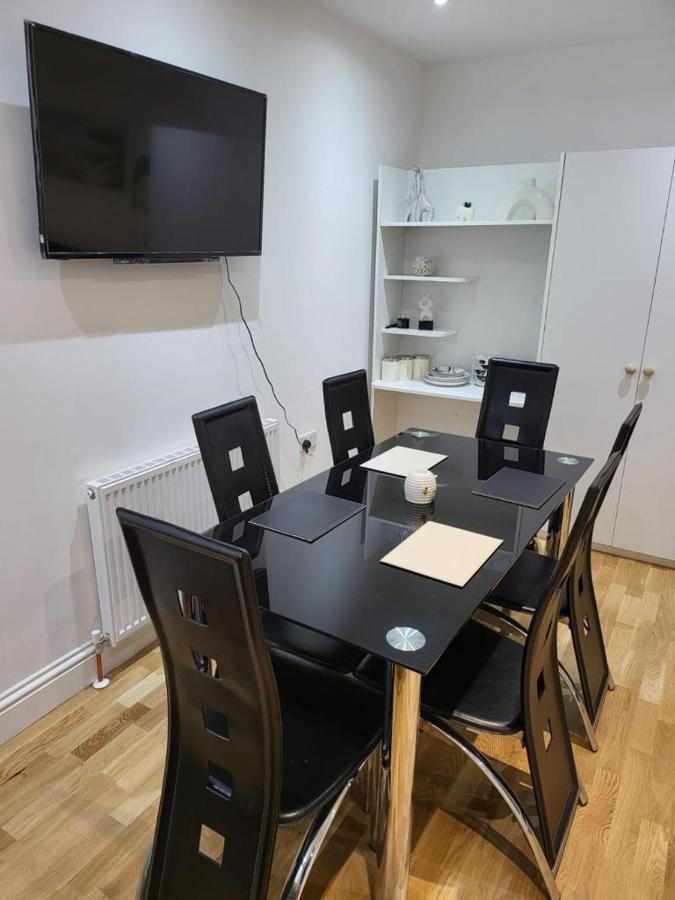 Fancy Basement Flat A Διαμέρισμα Λονδίνο Εξωτερικό φωτογραφία