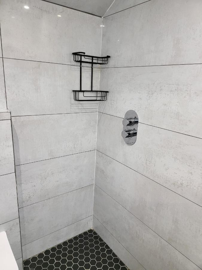 Fancy Basement Flat A Διαμέρισμα Λονδίνο Εξωτερικό φωτογραφία
