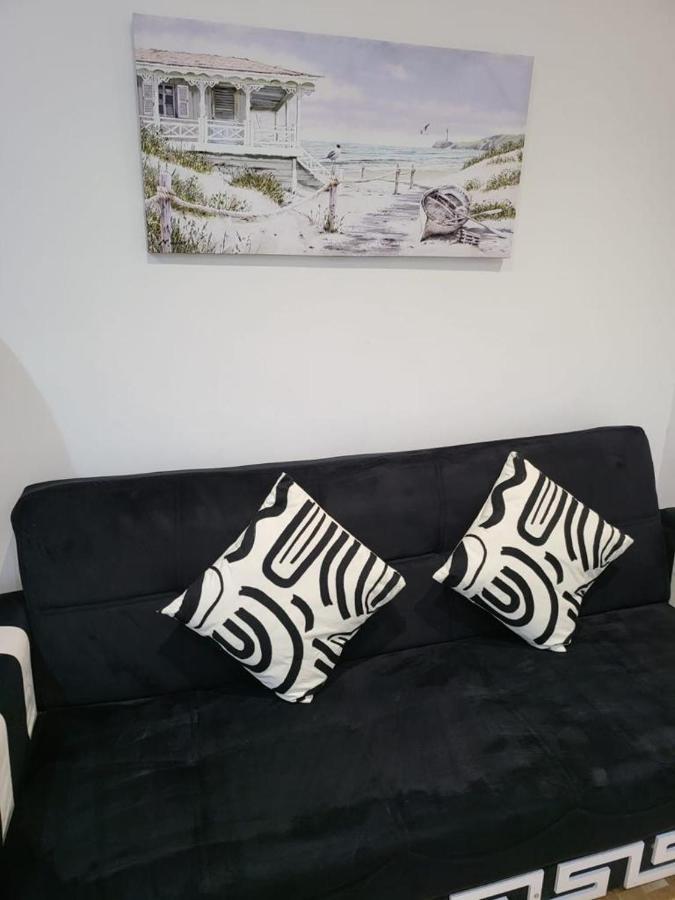 Fancy Basement Flat A Διαμέρισμα Λονδίνο Εξωτερικό φωτογραφία