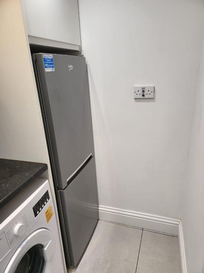 Fancy Basement Flat A Διαμέρισμα Λονδίνο Εξωτερικό φωτογραφία