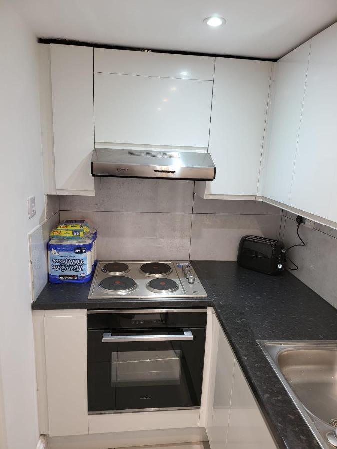 Fancy Basement Flat A Διαμέρισμα Λονδίνο Εξωτερικό φωτογραφία